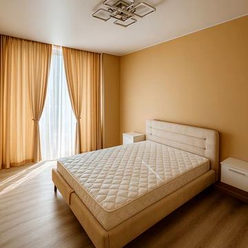 Набережна Перемоги вул., 7