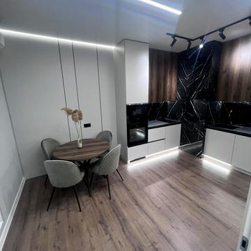 Краснова вул., (65 перлина)