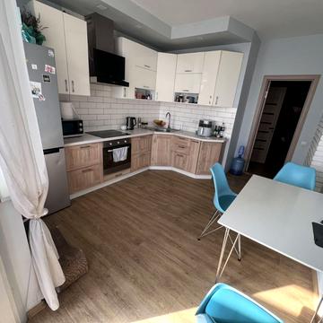 Подільська вул., 115