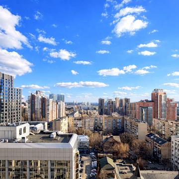 Єжи Ґедройця вул. (Тверська), 2