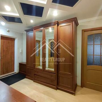 Мистецька вул. (Землячки), 13