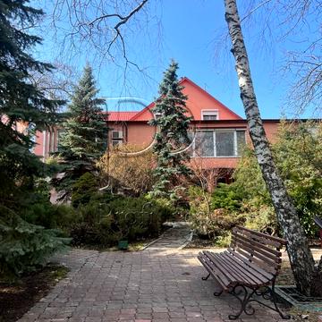 Мистецька вулиця