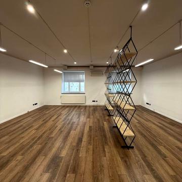 Ірининська вул., 5/24