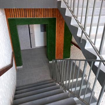 Молодіжна вул., (Будинок 5)