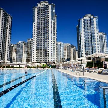 Андрія Верхогляда вул. (Михайла Драгомирова), 17