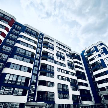 Трускавецька вул., (Будинок Є)