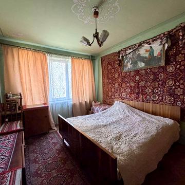 Джорджа Вашингтона вул. (Батальна), 11