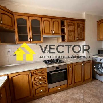 Євгена Коновальця бульв. (Маршала Конєва), 6/1