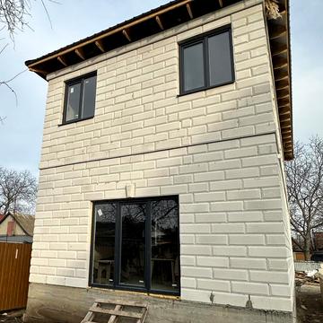 Степана Разіна вул., 3