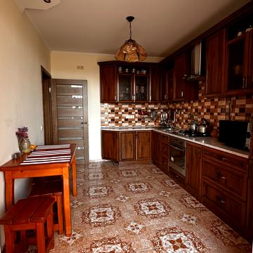 Олександра Довженка вул., (Будинок 3)