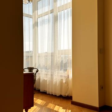 Олександра Довженка вул., (Будинок 3)