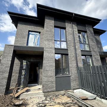 Садова вул., 27