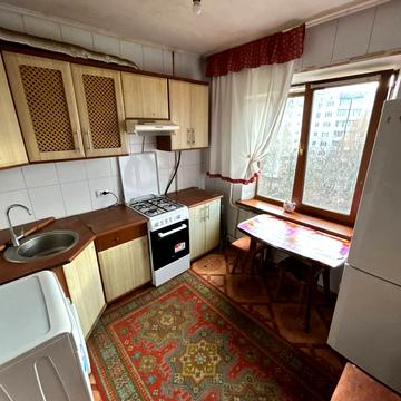 Тернопільська вул., 28