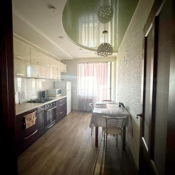 Академіка Корольова вул., 24