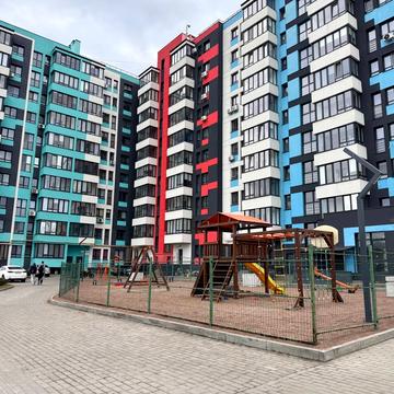 24 Серпня вул., 24