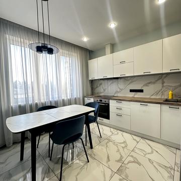 Краківська вул., 27