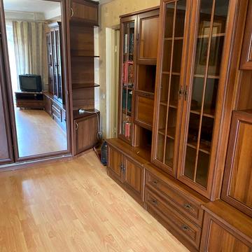 Ореста Левицького вул. (Академіка Курчатова), 18