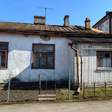 Шекспіра вул., 32