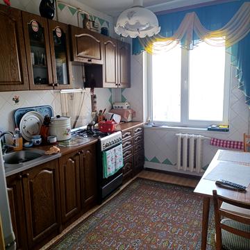 Євгена Чикаленка вул., 72/1