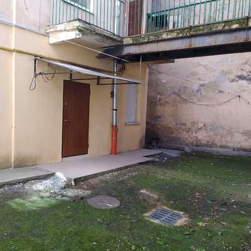 Степана Бандери вул. (), 33