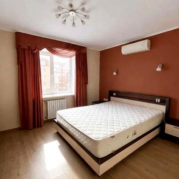 Вячеслава Чорновола вул., 2б