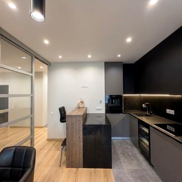 Сергія Данченка вул., 24