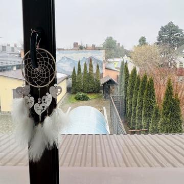 Євгена Коновальця вул. ()