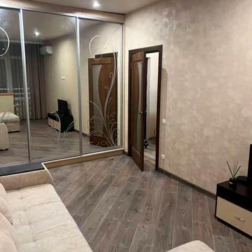 Валерія Самофалова вул. (Каманіна), 16а/1