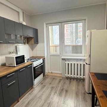 Вахтанга Кікабідзе вул. (Булгакова), 8-А