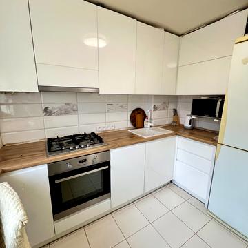 Героїв Маріуполя вул., 85