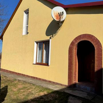 Кирило-Мефодіївська вул.