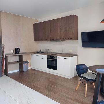 Зарічна вул., 4 к2