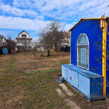 Садова вул., 30