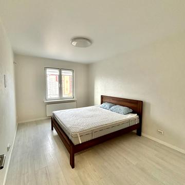 Юлії Здановської вул. (Ломоносова), 81-Б