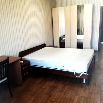 Миколи Бажана просп., 36