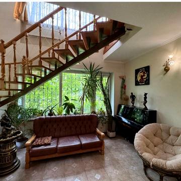 Богатирська вул.