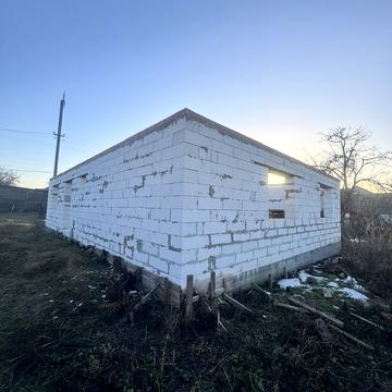 Вишнева вул.