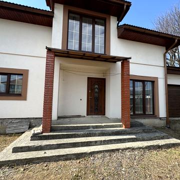 Тернопільська вул.