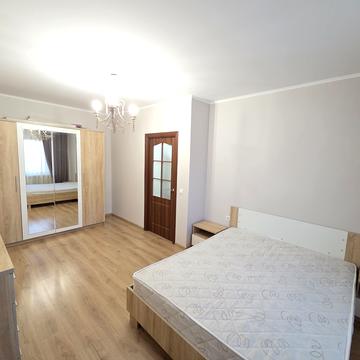 Бориса Гмирі вул., 20