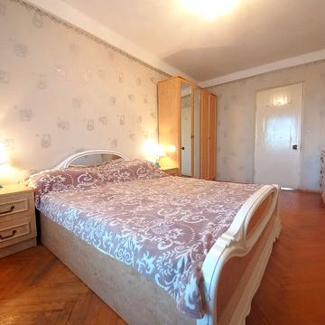 Лісовий просп., 15-А