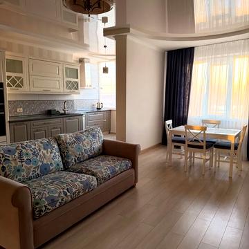 Юрія Шумського вул., 5