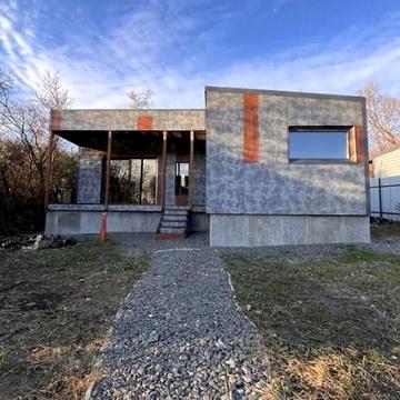 Зелена вул., 10