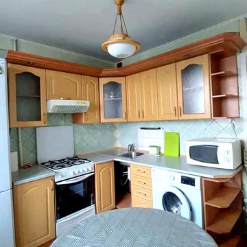 Володимира Івасюка просп. (Героїв Сталінграду), 13-А