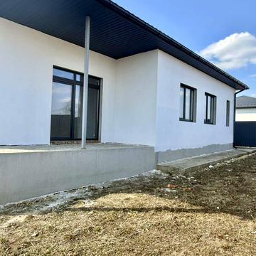 Садибна вул., 1а