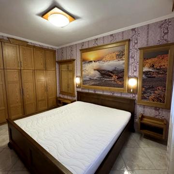 Французький бульв., 16