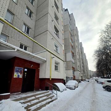 Інститутська вул., 8/2