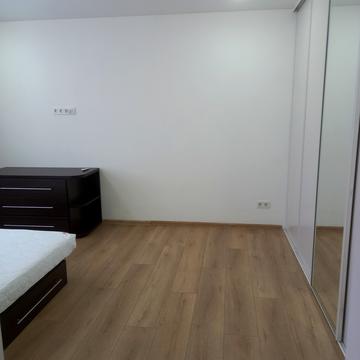 Патріотів вул., 1