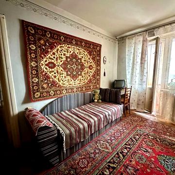 Гетьмана Павла Полуботка вул., 11