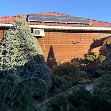 Парусна вул. (Героїв Сталінграду), 2