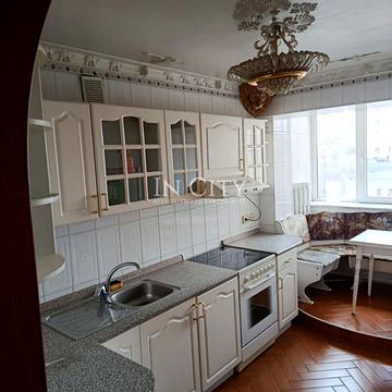 Загорівська вул. (Багговутівська), 8/10